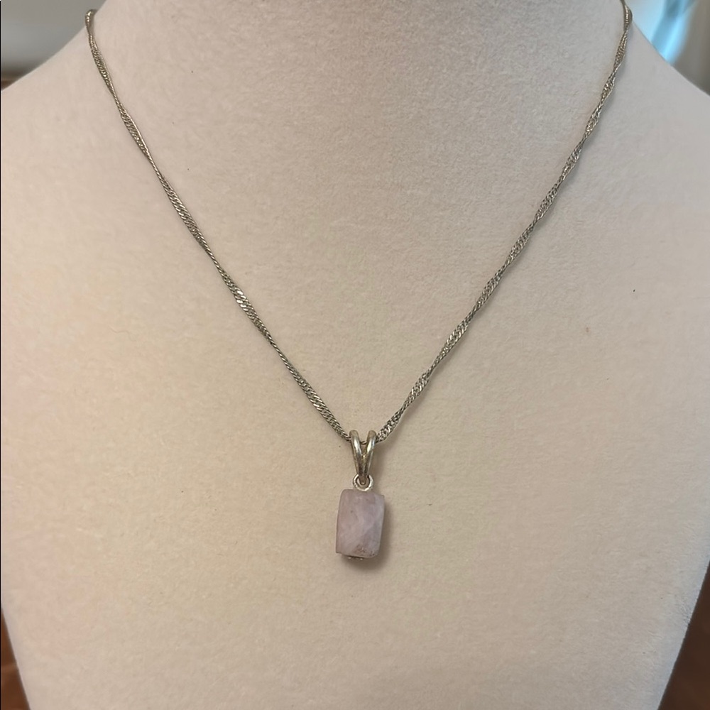 Elegant Silver Necklace with Pink Kunzite Pendant